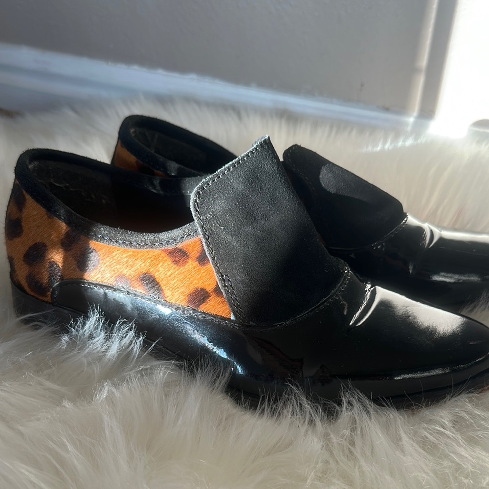 Stylish Black and Brown Women's Loafers